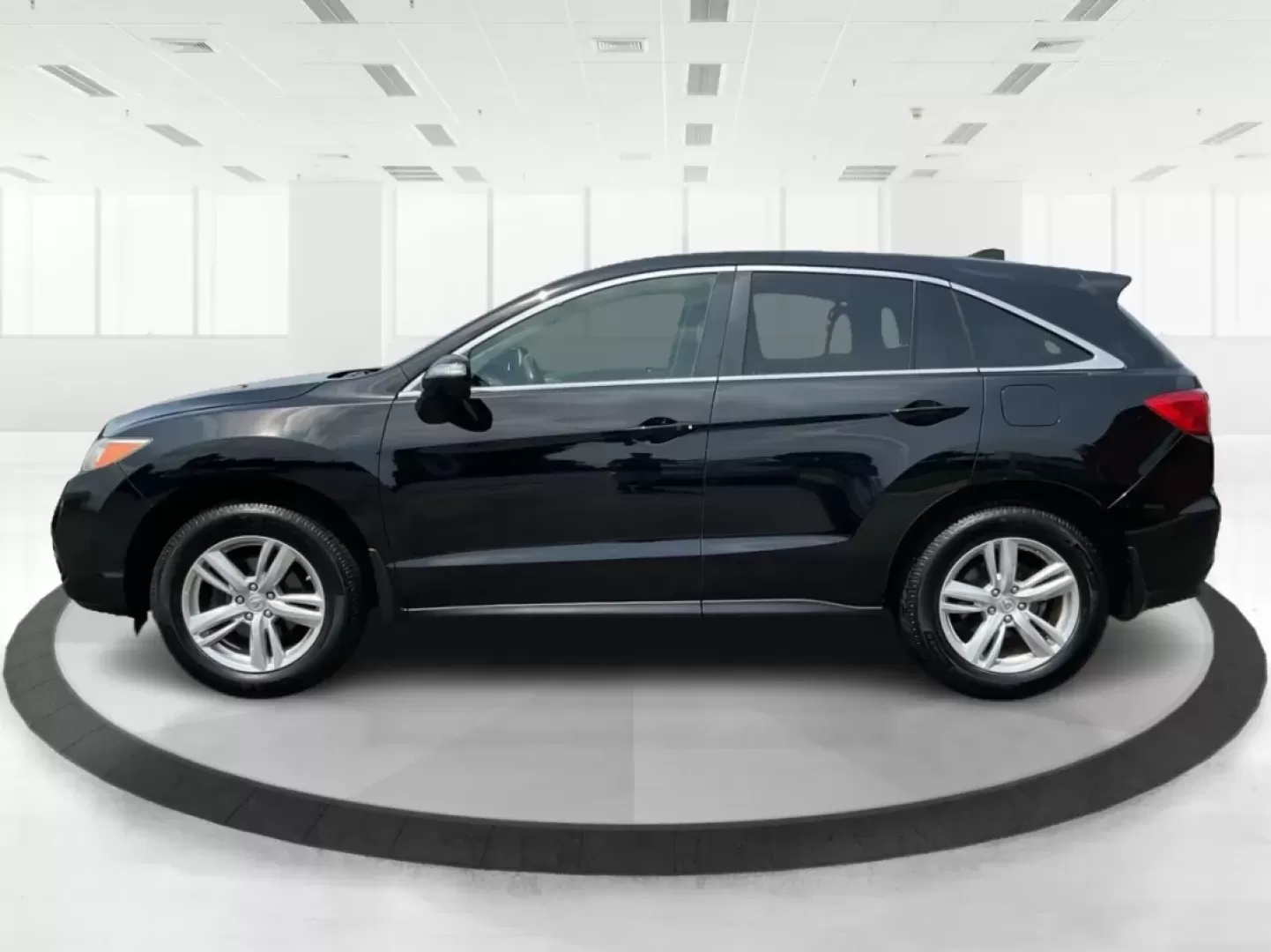 2014 Acura RDX Base (5J8TB3H39EL) with an Other engine, located at 1099 N County Rd 25A, Troy, OH, 45373, (937) 908-9800, 40.057079, -84.212883 - Unleash the perfect blend of comfort and versatility with the 2014 Acura RDX, a crossover that caters to both your daily grind and weekend adventures. Whether you're a growing family seeking spaciousness, a commuter looking for reliability, or a weekend warrior ready for road trips, this vehicle has - Photo#5