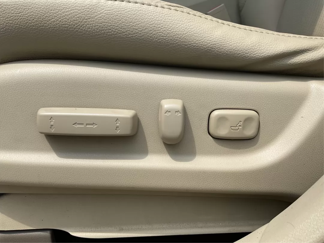 2014 Acura RDX Base (5J8TB3H39EL) with an Other engine, located at 1099 N County Rd 25A , Troy, OH, 45373, (937) 908-9800, 40.057079, -84.212883 - Photo#16