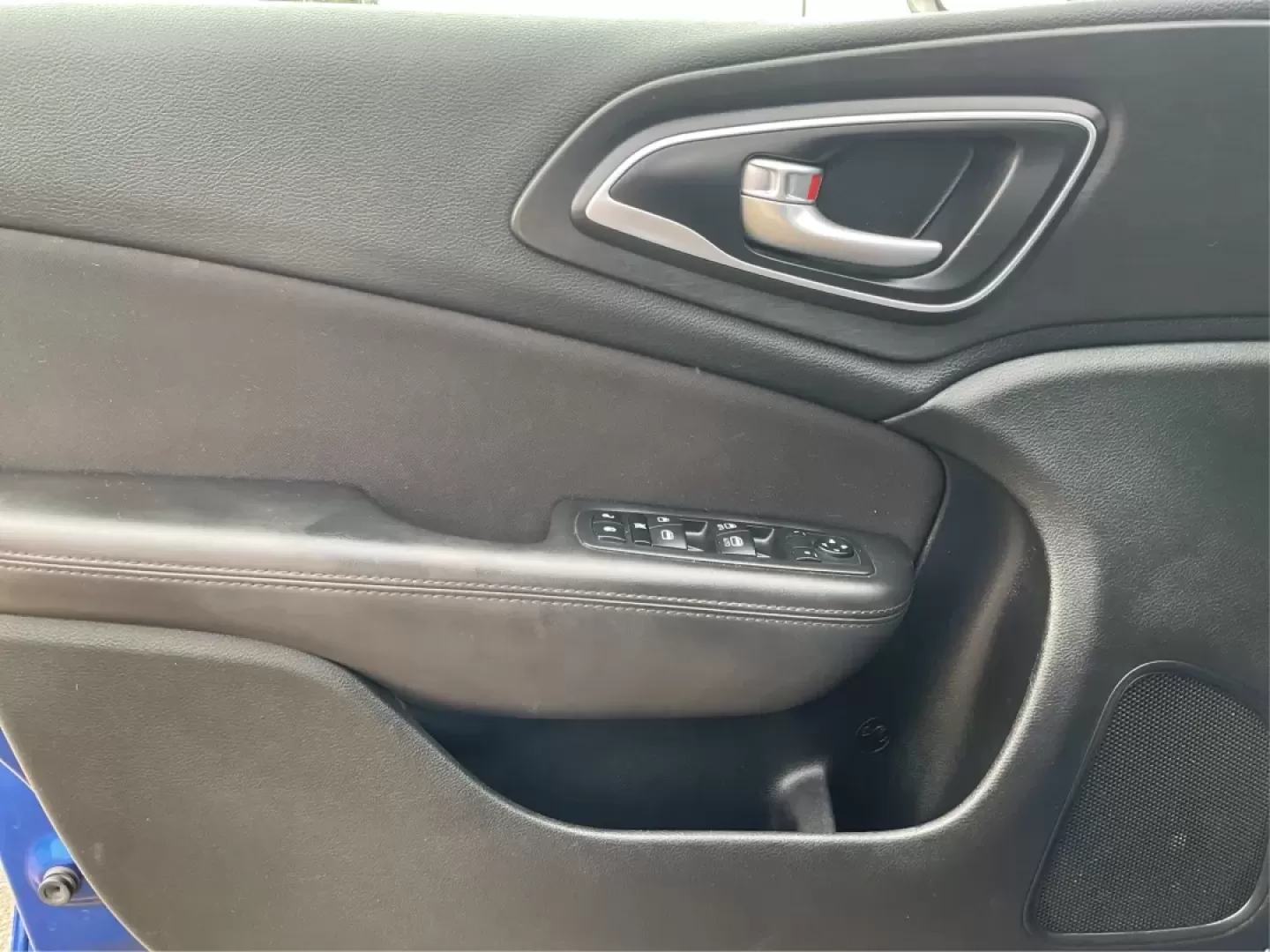 2015 Chrysler 200 Limited (1C3CCCAB1FN) with an Other engine, located at 1099 N County Rd 25A, Troy, OH, 45373, (937) 908-9800, 40.057079, -84.212883 - **Explore the Open Road with Comfort and Style in a 2015 Chrysler 200 Limited** <br /> <br /> Are you ready to elevate your daily commutes or weekend getaways? This 2015 Chrysler 200 Limited, available at Advantage Car and Credit in Fairborn, OH, is the perfect sedan for both city driving and long t - Photo#17