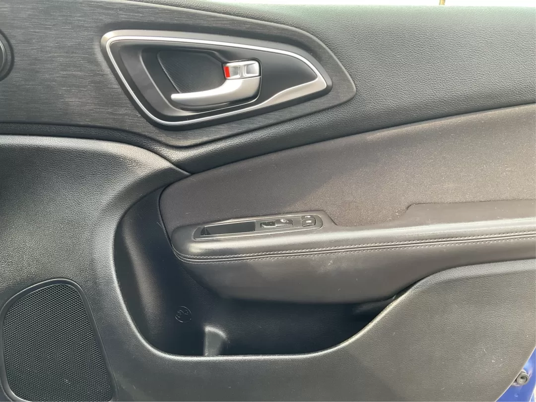 2015 Chrysler 200 Limited (1C3CCCAB1FN) with an Other engine, located at 1099 N County Rd 25A , Troy, OH, 45373, (937) 908-9800, 40.057079, -84.212883 - **Explore the Open Road with Comfort and Style in a 2015 Chrysler 200 Limited** <br /> <br /> Are you ready to elevate your daily commutes or weekend getaways? This 2015 Chrysler 200 Limited, available at Advantage Car and Credit in Fairborn, OH, is the perfect sedan for both city driving and long t - Photo#18