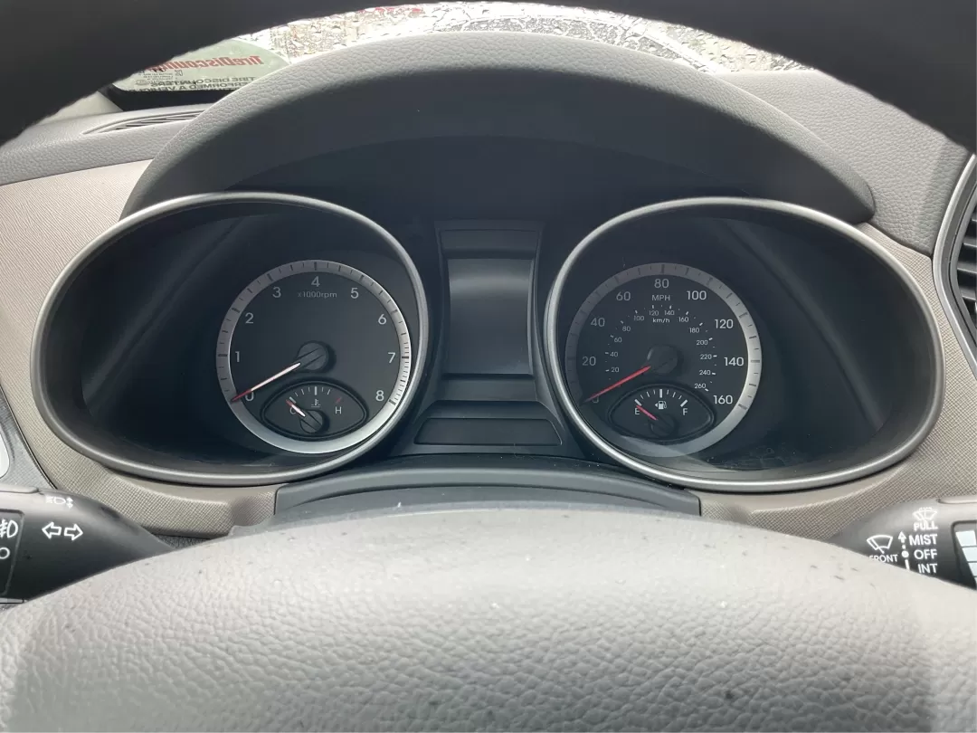 2014 Hyundai Santa Fe GLS (KM8SM4HF5EU) with an Lambda II 3.3L V-6 gasoline direct injection engine, located at 8750 N County Rd 25A, Piqua, OH, 45356, (937) 908-9800, 40.164391, -84.232513 - Looking for the perfect SUV to complement your busy lifestyle? Look no further than the 2014 Hyundai Santa Fe GLS, a vehicle designed for families, adventurers, and commuters alike. This reliable SUV, available at Advantage Car and Credit in Fairborn, OH, provides ample space, comfort, and modern fe - Photo#14