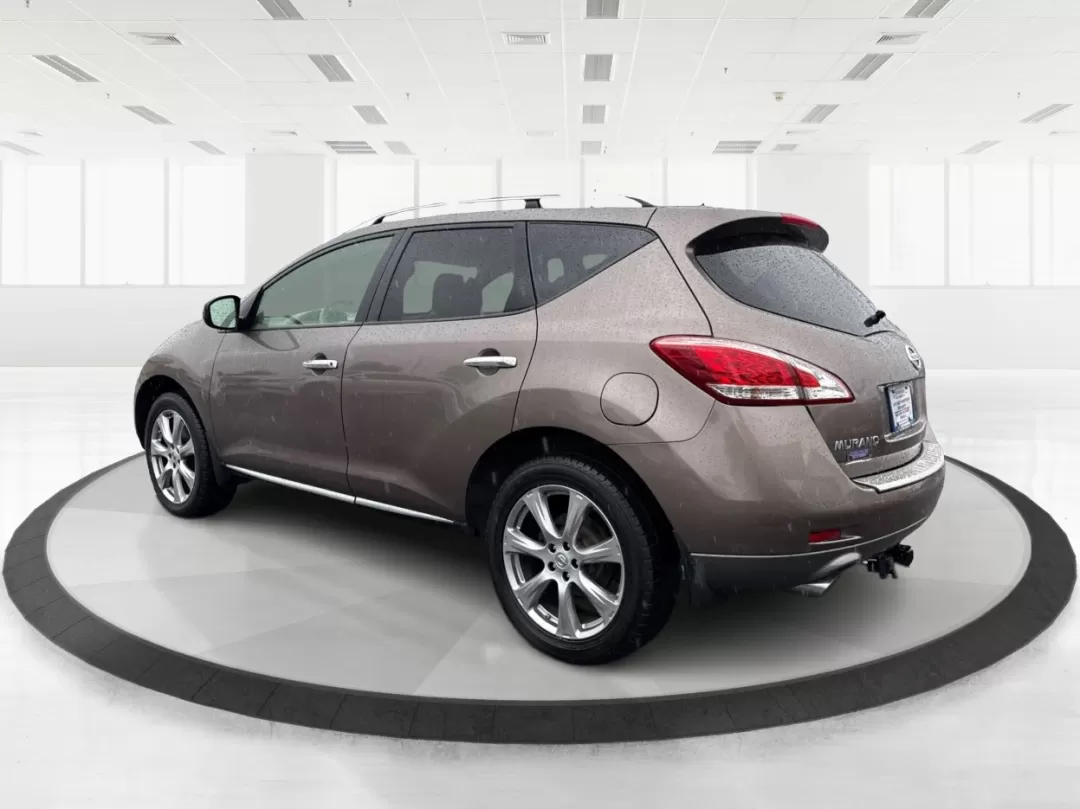 2014 Nissan Murano LE (JN8AZ1MW9EW) with an 3.5L V-6 DOHC engine, located at 1951 S Dayton Lakeview Rd., New Carlisle, OH, 45344, (937) 908-9800, 39.890999, -84.050255 - **Explore Adventure and Comfort with the 2014 Nissan Murano LE in Tinted Bronze Metallic!**<br /> <br /> Are you and your family ready for your next adventure? Whether it's a weekend getaway to the nearby Wright-Patterson Air Force Base or daily commutes through Fairborn, the 2014 Nissan Murano LE i - Photo#4