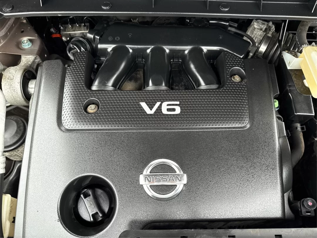 2014 Nissan Murano LE (JN8AZ1MW9EW) with an 3.5L V-6 DOHC engine, located at 1951 S Dayton Lakeview Rd., New Carlisle, OH, 45344, (937) 908-9800, 39.890999, -84.050255 - **Explore Adventure and Comfort with the 2014 Nissan Murano LE in Tinted Bronze Metallic!**<br /> <br /> Are you and your family ready for your next adventure? Whether it's a weekend getaway to the nearby Wright-Patterson Air Force Base or daily commutes through Fairborn, the 2014 Nissan Murano LE i - Photo#10