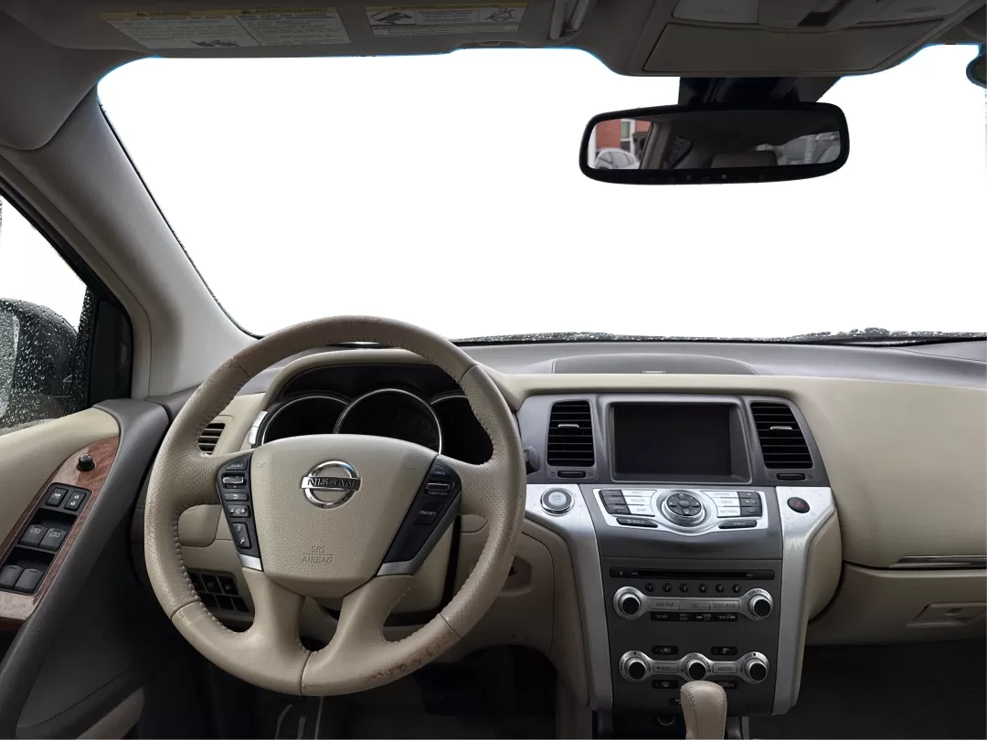 2014 Nissan Murano LE (JN8AZ1MW9EW) with an 3.5L V-6 DOHC engine, located at 1951 S Dayton Lakeview Rd., New Carlisle, OH, 45344, (937) 908-9800, 39.890999, -84.050255 - **Explore Adventure and Comfort with the 2014 Nissan Murano LE in Tinted Bronze Metallic!**<br /> <br /> Are you and your family ready for your next adventure? Whether it's a weekend getaway to the nearby Wright-Patterson Air Force Base or daily commutes through Fairborn, the 2014 Nissan Murano LE i - Photo#20