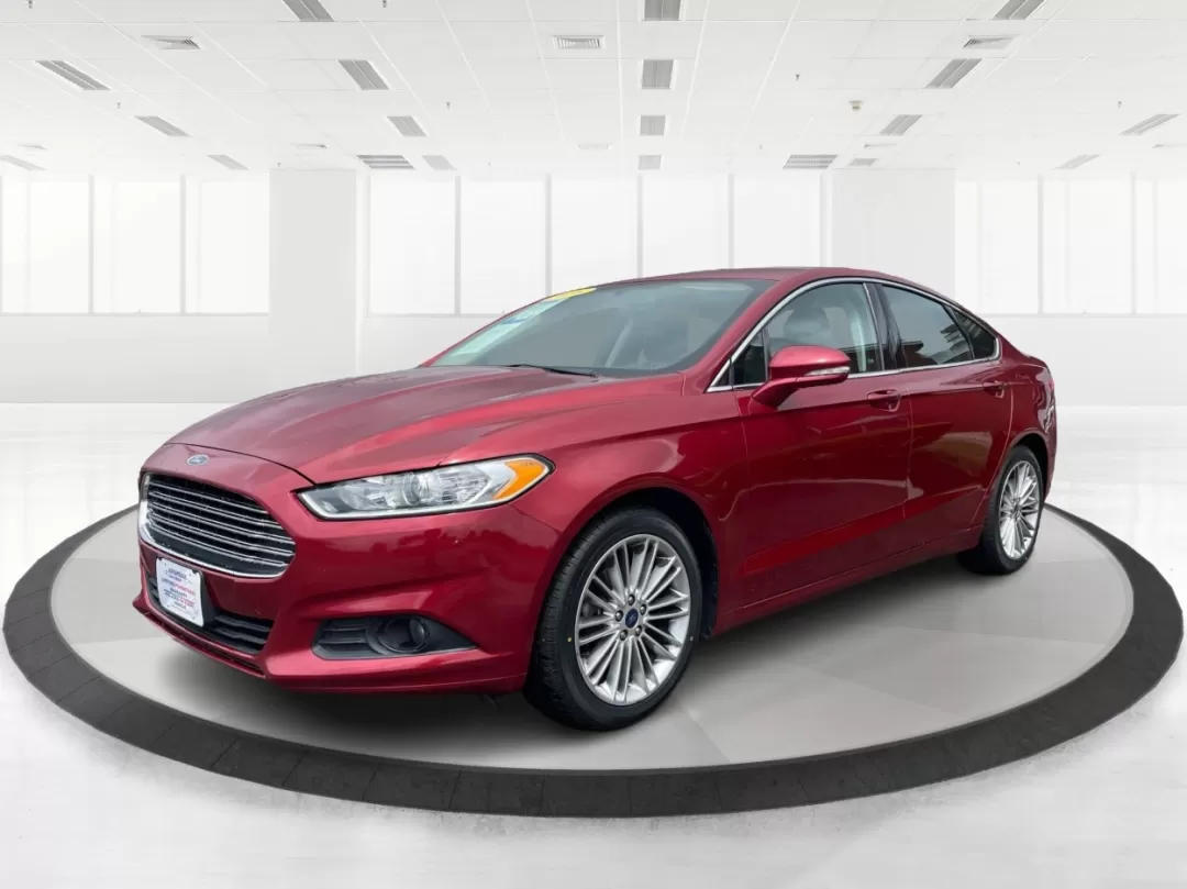 2016 Ford Fusion SE (3FA6P0HD7GR) with an Other engine, located at 880 E. National Road, Vandalia, OH, 45377, (937) 908-9800, 39.891918, -84.183594 - Experience the perfect blend of style, comfort, and reliability with this 2016 Ford Fusion SE, available now at Advantage Car and Credit in Fairborn, OH. Whether you're a commuter navigating the busy streets of downtown Fairborn or a growing family looking for a dependable vehicle for your weekend a - Photo#6