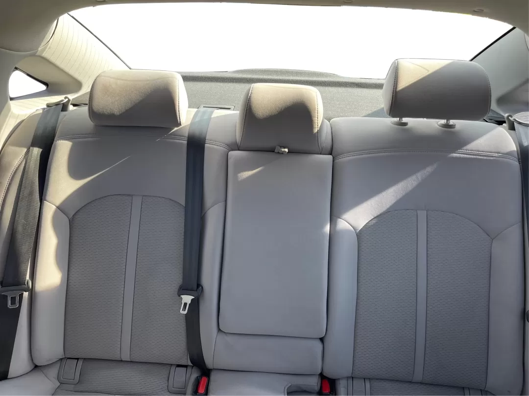 2017 Hyundai Sonata Base (5NPE24AF6HH) with an Other engine, located at 1230 East Main St, Xenia, OH, 45385, (937) 908-9800, 39.688026, -83.910172 - Photo#13