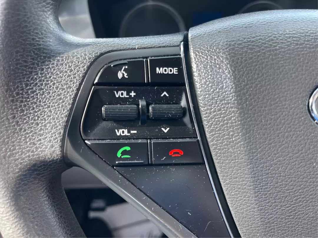 2017 Hyundai Sonata Base (5NPE24AF6HH) with an Other engine, located at 1230 East Main St, Xenia, OH, 45385, (937) 908-9800, 39.688026, -83.910172 - Photo#15