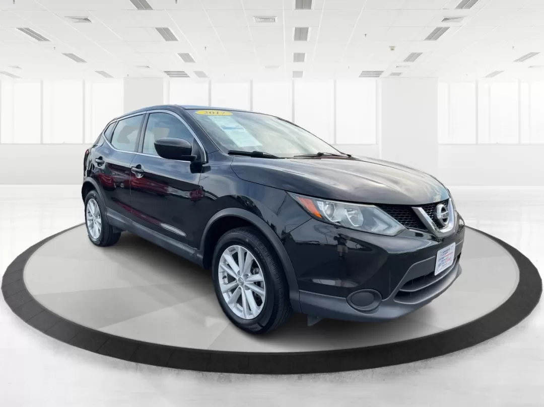 2017 Nissan Rogue S (JN1BJ1CR3HW) with an 2L I-4 gasoline direct injection engine, located at 1951 S Dayton Lakeview Rd., New Carlisle, OH, 45344, (937) 908-9800, 39.890999, -84.050255 - Photo#0