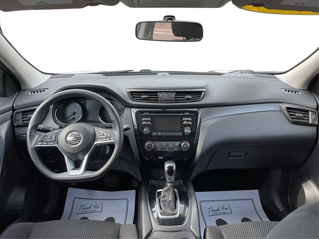 2017 Nissan Rogue S (JN1BJ1CR3HW) with an 2L I-4 gasoline direct injection engine, located at 1951 S Dayton Lakeview Rd., New Carlisle, OH, 45344, (937) 908-9800, 39.890999, -84.050255 - Photo#18