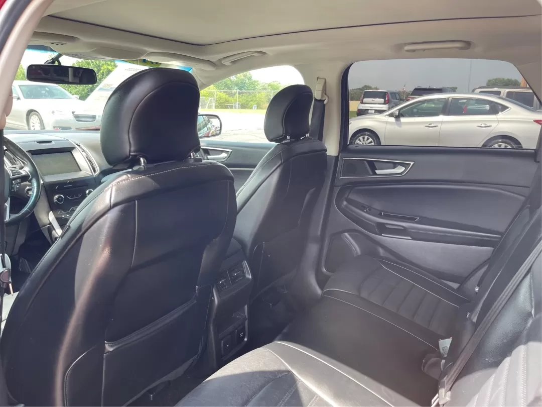 2015 Ford Edge SEL (2FMTK3J94FB) with an Other engine, located at 1230 East Main St, Xenia, OH, 45385, (937) 908-9800, 39.688026, -83.910172 - Elevate your everyday adventures with the perfect blend of style, comfort, and practicality! Introducing the 2015 Ford Edge SEL, a versatile SUV designed for families, commuters, and weekend explorers alike. With its spacious interior and advanced features, this vehicle effortlessly fits into your l - Photo#9