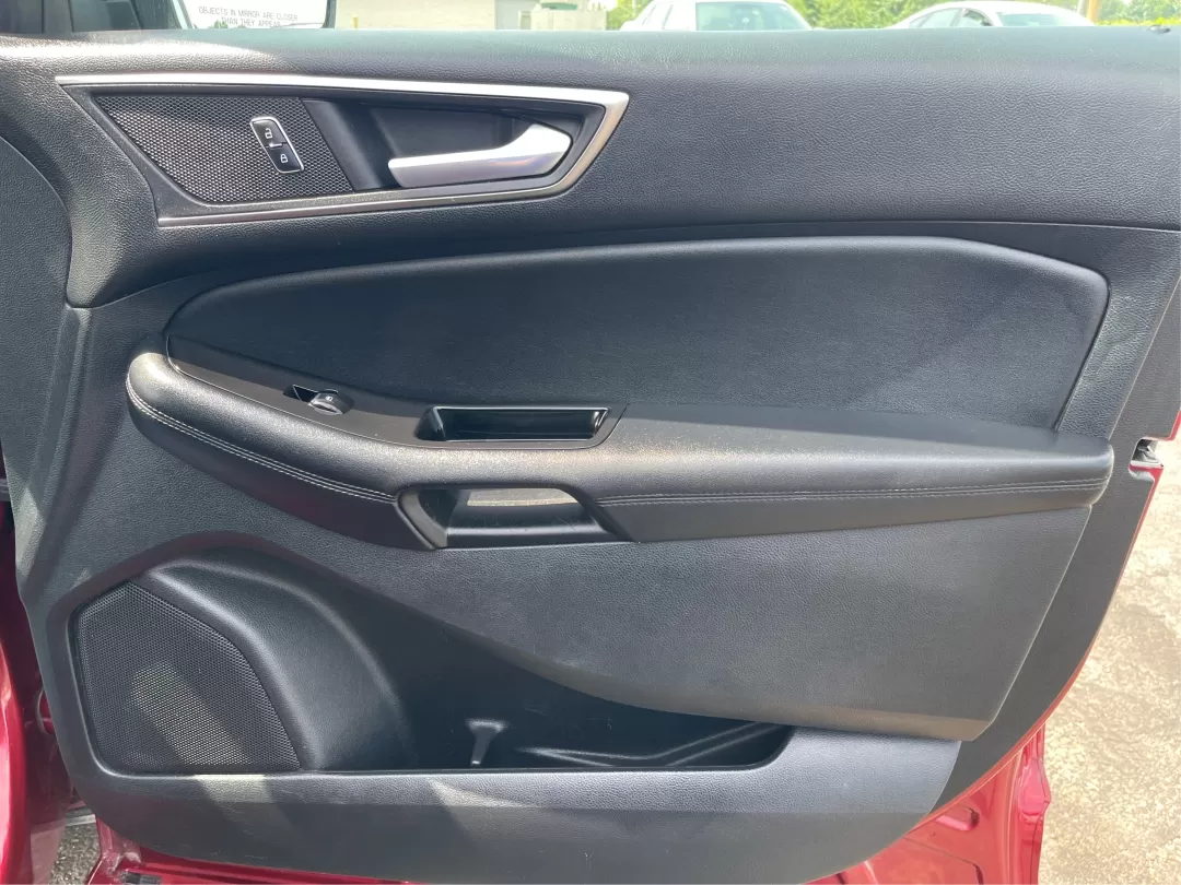 2015 Ford Edge SEL (2FMTK3J94FB) with an Other engine, located at 1230 East Main St, Xenia, OH, 45385, (937) 908-9800, 39.688026, -83.910172 - Elevate your everyday adventures with the perfect blend of style, comfort, and practicality! Introducing the 2015 Ford Edge SEL, a versatile SUV designed for families, commuters, and weekend explorers alike. With its spacious interior and advanced features, this vehicle effortlessly fits into your l - Photo#18