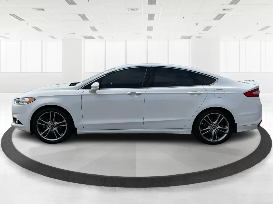 2013 Ford Fusion Titanium (3FA6P0D93DR) with an EcoBoost 2L I-4 gasoline direct injection engine, located at 1230 East Main St, Xenia, OH, 45385, (937) 908-9800, 39.688026, -83.910172 - Photo#5