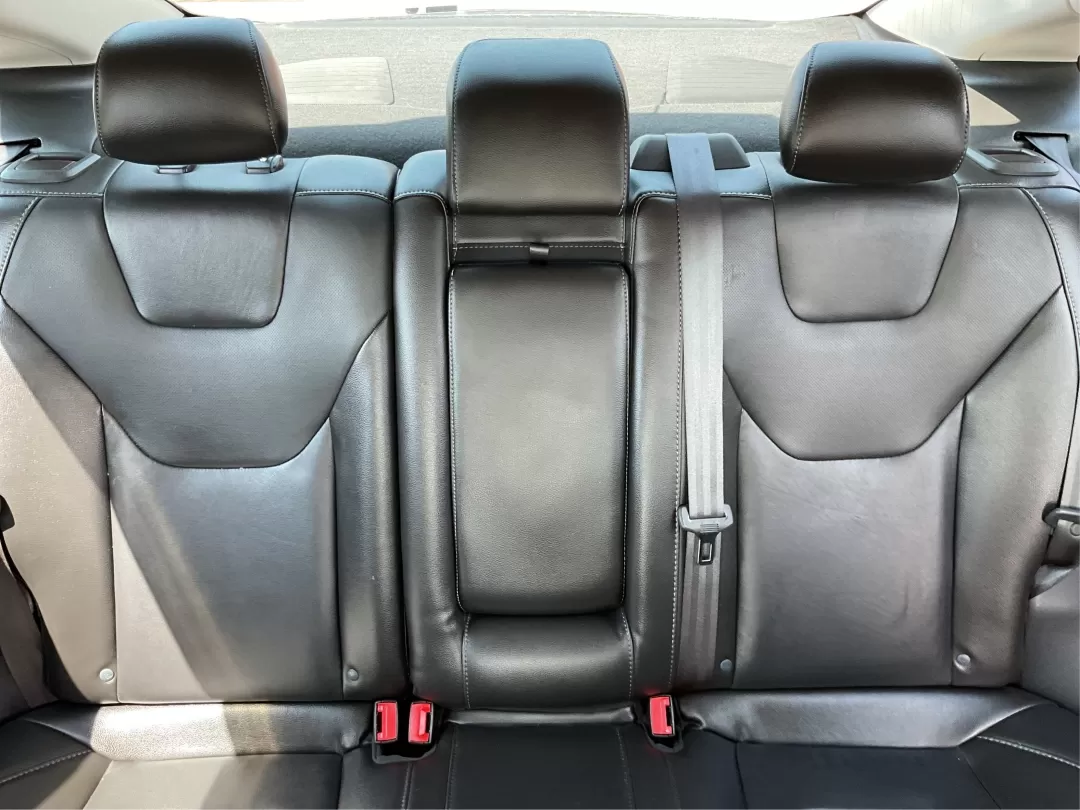 2013 Ford Fusion Titanium (3FA6P0D93DR) with an EcoBoost 2L I-4 gasoline direct injection engine, located at 1230 East Main St, Xenia, OH, 45385, (937) 908-9800, 39.688026, -83.910172 - Photo#12