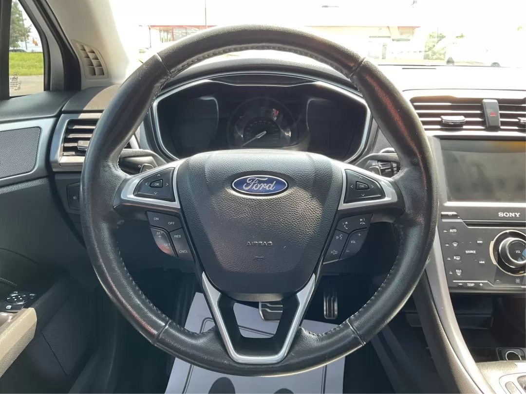 2013 Ford Fusion Titanium (3FA6P0D93DR) with an EcoBoost 2L I-4 gasoline direct injection engine, located at 1230 East Main St, Xenia, OH, 45385, (937) 908-9800, 39.688026, -83.910172 - Photo#14