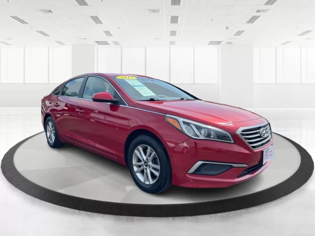 2017 Hyundai Sonata SE (5NPE24AF7HH) with an 2.4L I-4 gasoline direct injection engine, located at 880 E. National Road, Vandalia, OH, 45377, (937) 908-9800, 39.891918, -84.183594 - Photo#0