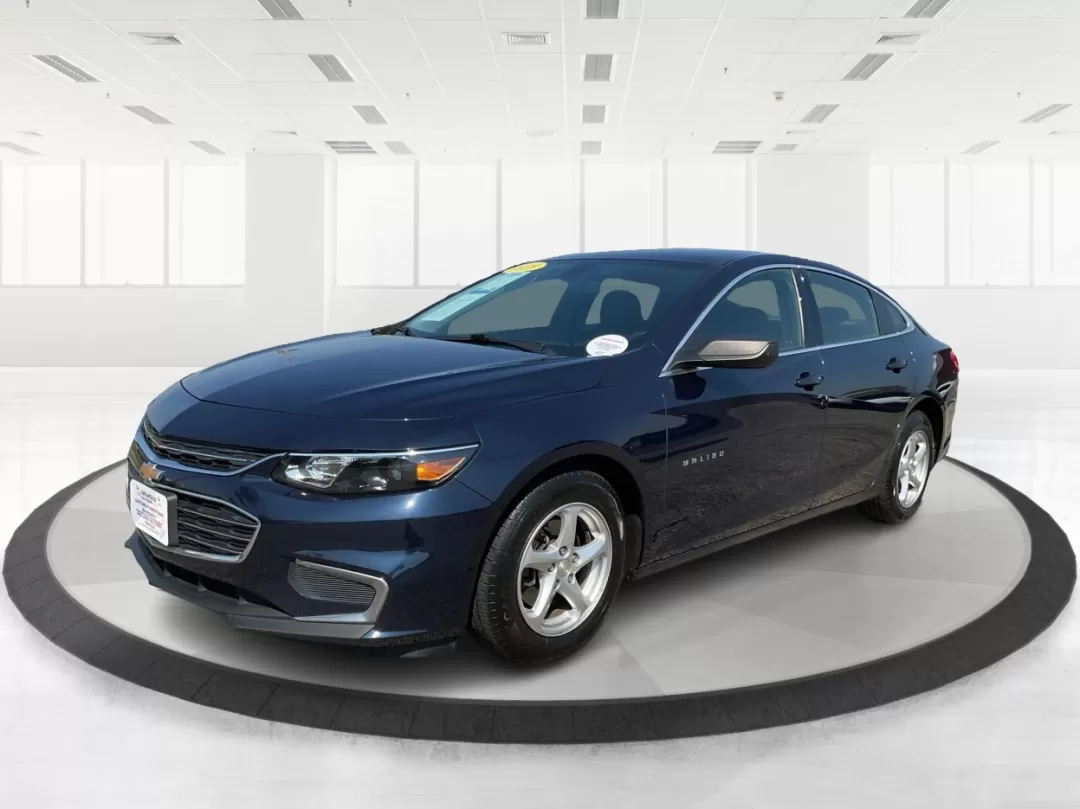 2018 Chevrolet Malibu 1LS (1G1ZB5ST0JF) with an ECOTEC 1.5L I-4 gasoline direct injection engine, located at 1184 Kauffman Ave, Fairborn, OH, 45324, (937) 908-9800, 39.807072, -84.030914 - Photo#8