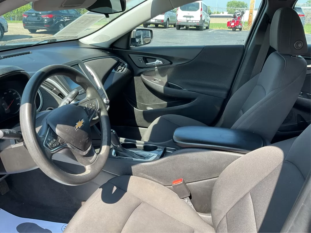 2018 Chevrolet Malibu 1LS (1G1ZB5ST0JF) with an ECOTEC 1.5L I-4 gasoline direct injection engine, located at 1184 Kauffman Ave, Fairborn, OH, 45324, (937) 908-9800, 39.807072, -84.030914 - Photo#9