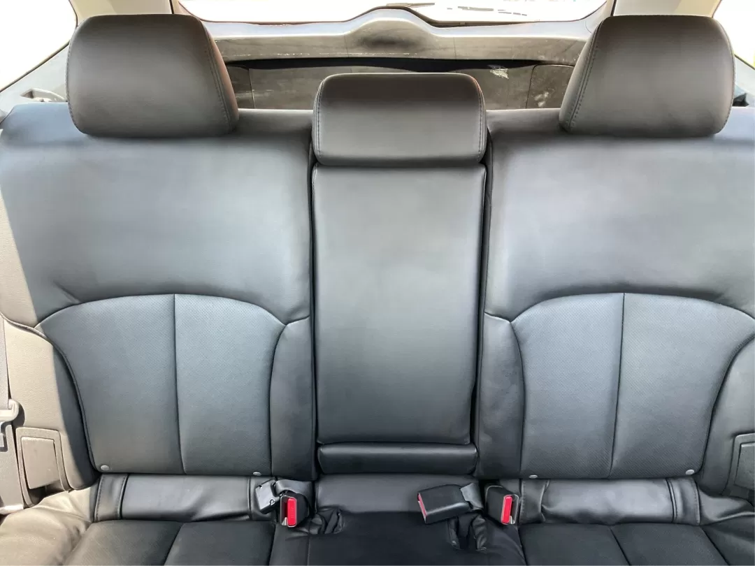2010 Subaru Outback 2.5i Limited (4S4BRBKC5A3) with an 2.5L H-4 variable valve control engine, located at 1184 Kauffman Ave, Fairborn, OH, 45324, (937) 908-9800, 39.807072, -84.030914 - Photo#14