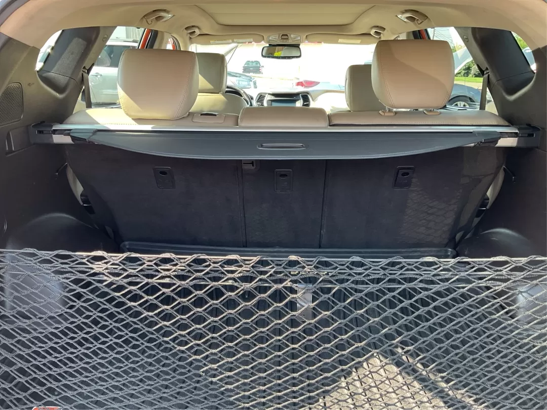 2017 Hyundai Santa Fe 2.0T Ultimate (5XYZW4LA5HG) with an Theta II 2L I-4 gasoline direct injection engine, located at 1184 Kauffman Ave, Fairborn, OH, 45324, (937) 908-9800, 39.807072, -84.030914 - Photo#12
