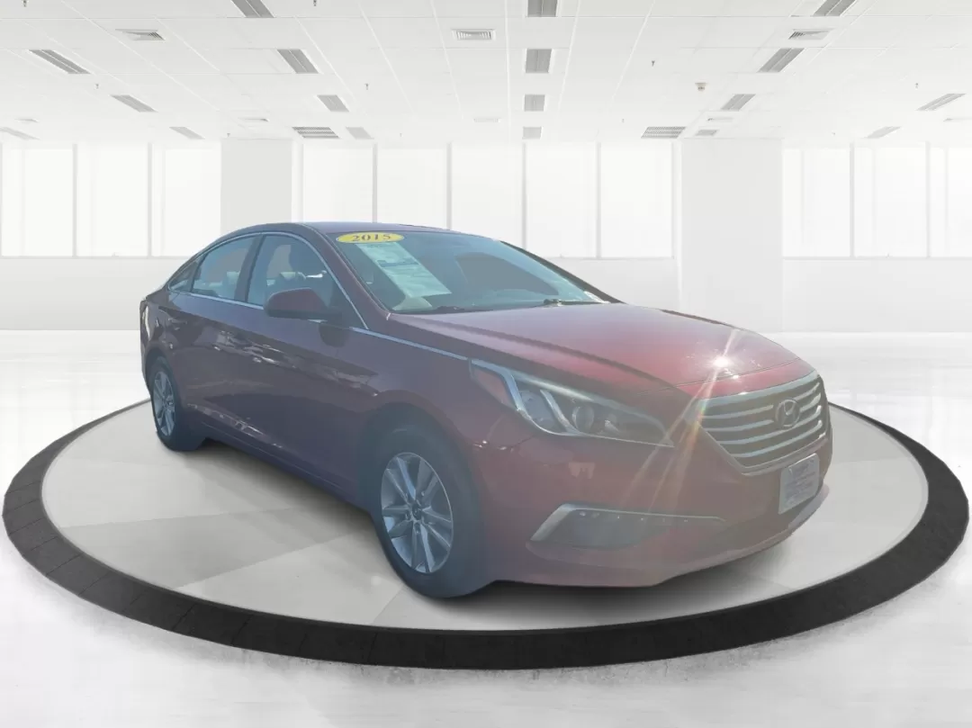 photo of 2015 Hyundai Sonata SE