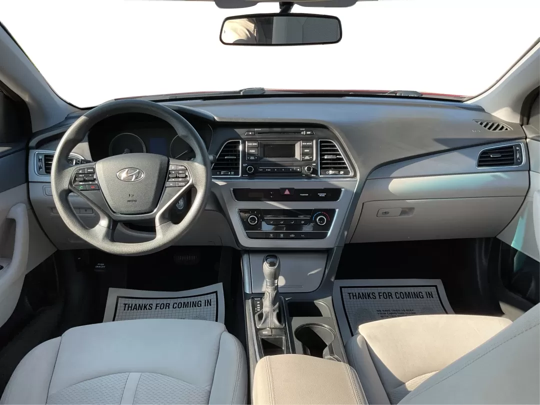 2015 Hyundai Sonata SE (5NPE24AFXFH) with an 2.4L I-4 gasoline direct injection engine, located at 1099 N County Rd 25A , Troy, OH, 45373, (937) 908-9800, 40.057079, -84.212883 - Discover the perfect balance of style, comfort, and reliability with the 2015 Hyundai Sonata SE, available now at Advantage Car and Credit in Fairborn, OH. Whether you're commuting to work, running errands in the nearby neighborhoods of Wright-Patterson Air Force Base, or heading out for a weekend a - Photo#19