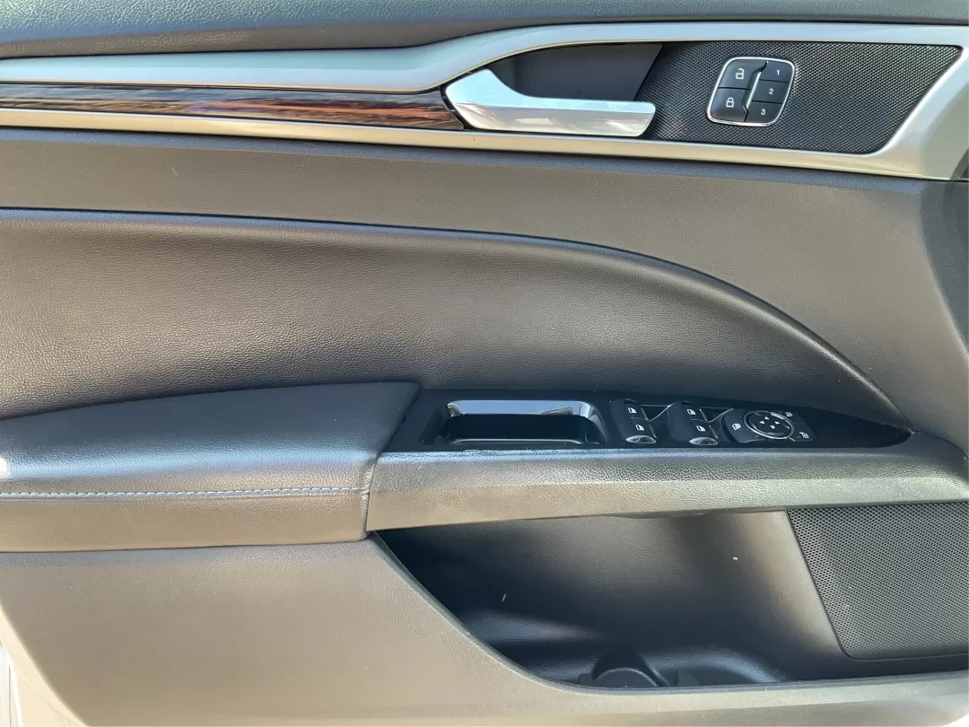 2014 Ford Fusion SE (3FA6P0H90ER) with an Other engine, located at 1184 Kauffman Ave, Fairborn, OH, 45324, (937) 908-9800, 39.807072, -84.030914 - Discover the perfect blend of style, comfort, and reliability with the 2014 Ford Fusion SE, available now at Advantage Car and Credit in Fairborn, OH. If you're on the lookout for a dependable sedan that's great for long commutes, weekend getaways, or simply running errands around the Fairborn area, - Photo#19