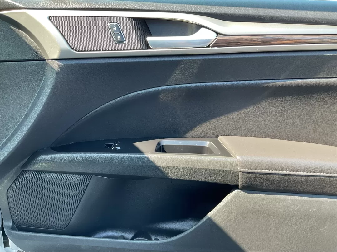 2014 Ford Fusion SE (3FA6P0H90ER) with an Other engine, located at 1184 Kauffman Ave, Fairborn, OH, 45324, (937) 908-9800, 39.807072, -84.030914 - Discover the perfect blend of style, comfort, and reliability with the 2014 Ford Fusion SE, available now at Advantage Car and Credit in Fairborn, OH. If you're on the lookout for a dependable sedan that's great for long commutes, weekend getaways, or simply running errands around the Fairborn area, - Photo#20