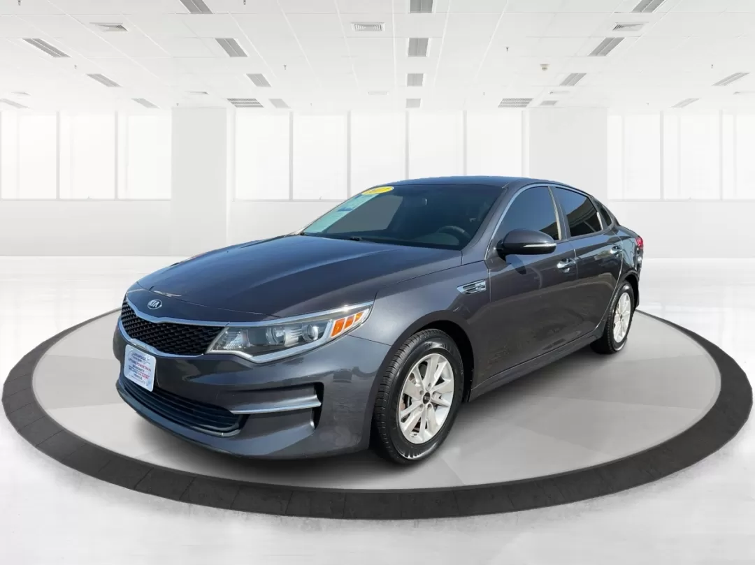 2017 Kia Optima LX (5XXGT4L37HG) with an Theta II 2.4L I-4 gasoline direct injection engine, located at 4508 South Dixie Dr, Moraine, OH, 45439, (937) 908-9800, 39.689976, -84.218452 - Discover the perfect blend of style and functionality with this 2017 Kia Optima LX, available at Advantage Car and Credit, your trusted Buy Here Pay Here dealership in Fairborn, OH. Whether you're commuting to work, shuttling the kids to school, or planning a weekend getaway, this sedan is designed - Photo#8
