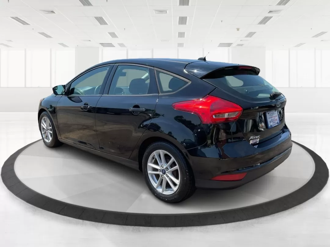 2017 Ford Focus SE (1FADP3K27HL) with an 2L I-4 gasoline direct injection engine, located at 1951 S Dayton Lakeview Rd., New Carlisle, OH, 45344, (937) 908-9800, 39.890999, -84.050255 - **Drive Your Adventure with the 2017 Ford Focus SE Hatchback!** <br /> <br /> Are you in search of a versatile vehicle that can seamlessly transition from daily commutes to weekend adventures? Look no further than this stunning 2017 Ford Focus SE Hatchback available at Advantage Car and Credit in Fa - Photo#4