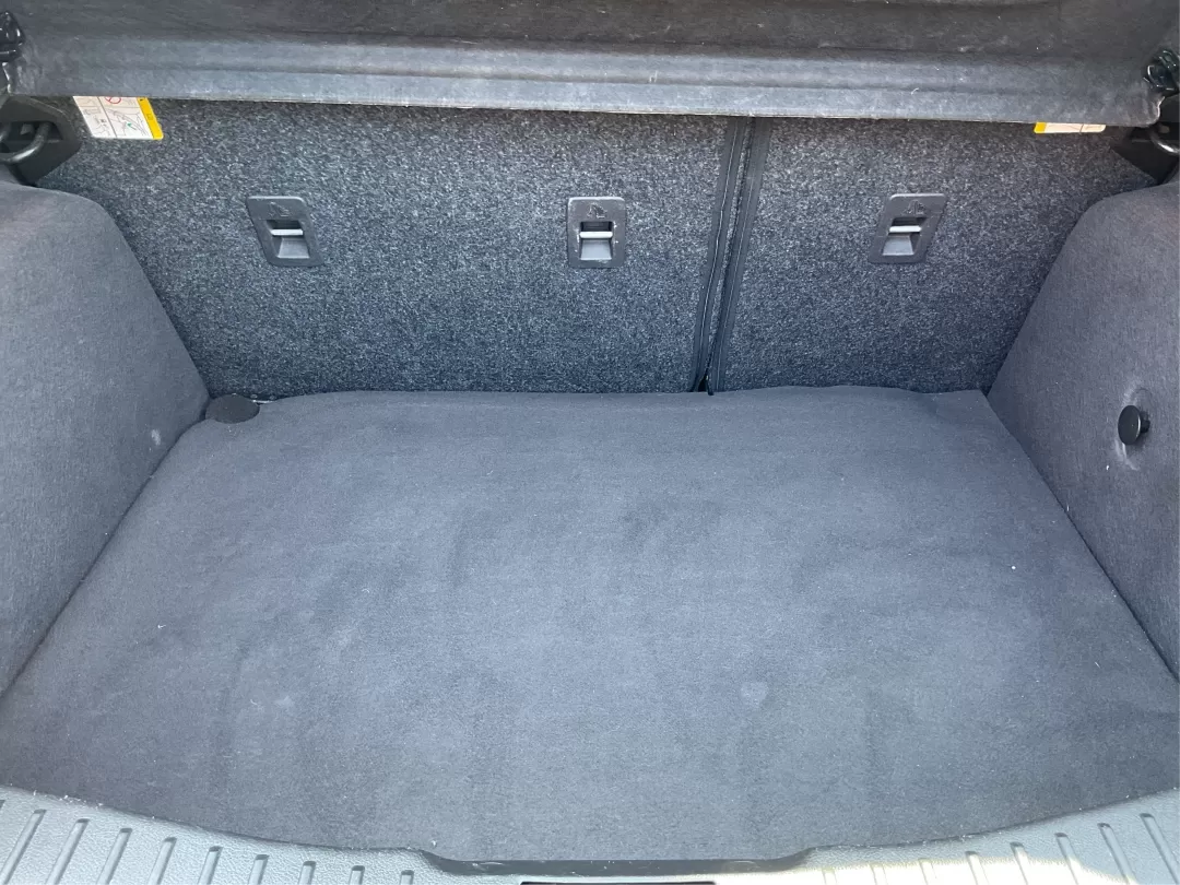 2017 Ford Focus SE (1FADP3K27HL) with an 2L I-4 gasoline direct injection engine, located at 1951 S Dayton Lakeview Rd., New Carlisle, OH, 45344, (937) 908-9800, 39.890999, -84.050255 - **Drive Your Adventure with the 2017 Ford Focus SE Hatchback!** <br /> <br /> Are you in search of a versatile vehicle that can seamlessly transition from daily commutes to weekend adventures? Look no further than this stunning 2017 Ford Focus SE Hatchback available at Advantage Car and Credit in Fa - Photo#12