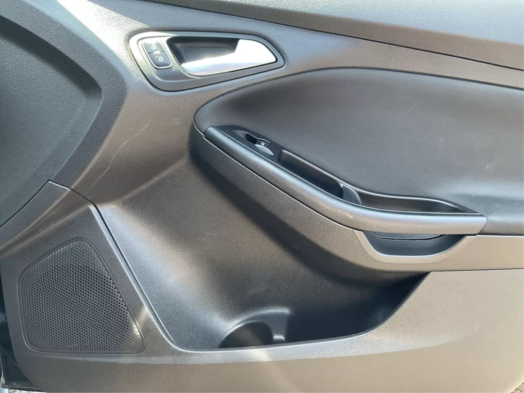 2017 Ford Focus SE (1FADP3K27HL) with an 2L I-4 gasoline direct injection engine, located at 1951 S Dayton Lakeview Rd., New Carlisle, OH, 45344, (937) 908-9800, 39.890999, -84.050255 - **Drive Your Adventure with the 2017 Ford Focus SE Hatchback!** <br /> <br /> Are you in search of a versatile vehicle that can seamlessly transition from daily commutes to weekend adventures? Look no further than this stunning 2017 Ford Focus SE Hatchback available at Advantage Car and Credit in Fa - Photo#19