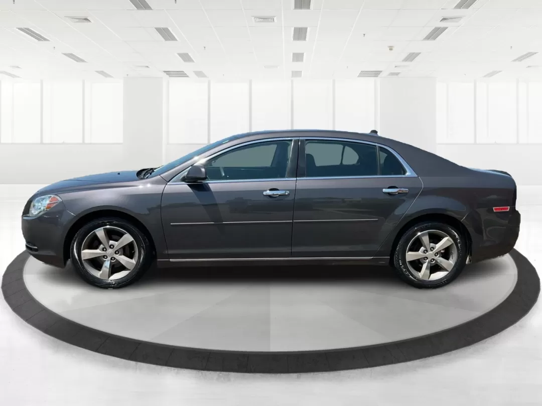 2012 Chevrolet Malibu 1LT (1G1ZC5E0XCF) with an Ecotec 2.4L I-4 DOHC engine, located at 1951 S Dayton Lakeview Rd., New Carlisle, OH, 45344, (937) 908-9800, 39.890999, -84.050255 - **Discover Your Next Adventure with This 2012 Chevrolet Malibu!** <br /> <br /> Are you searching for the perfect vehicle to elevate your daily commute or family journey? Look no further! The 2012 Chevrolet Malibu 1LT is not just a car; it's a lifestyle enhancer, designed for those who value reliabi - Photo#5