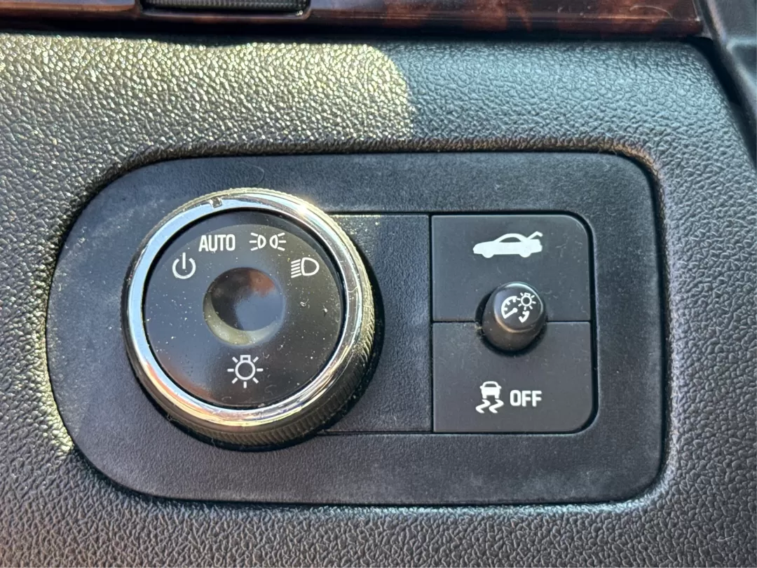 2014 Chevrolet Impala Limited LT (2G1WB5E3XE1) with an 3.6L V-6 gasoline direct injection engine, located at 1951 S Dayton Lakeview Rd., New Carlisle, OH, 45344, (937) 908-9800, 39.890999, -84.050255 - Are you ready for your next adventure, whether it's a family road trip, a daily commute, or simply running errands around Fairborn? The 2014 Chevrolet Impala Limited LT is the perfect sedan to elevate your driving experience. With its stylish black exterior and reliable performance, this vehicle is - Photo#17