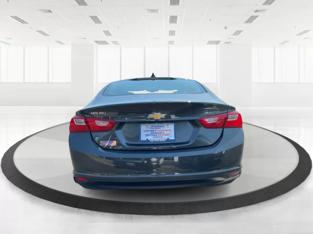 2018 Chevrolet Malibu 1LS (1G1ZB5ST3JF) with an ECOTEC 1.5L I-4 gasoline direct injection engine, located at 1230 East Main St, Xenia, OH, 45385, (937) 908-9800, 39.688026, -83.910172 - Are you ready to elevate your daily commute or family outings with a reliable and stylish sedan? Look no further than the 2018 Chevrolet Malibu 1LS, available right here at Advantage Car and Credit in Fairborn, OH. This modern sedan is perfect for growing families and ideal for budget-conscious buye - Photo#3