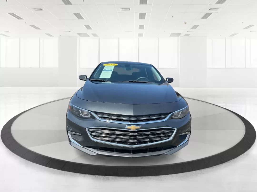 2018 Chevrolet Malibu 1LS (1G1ZB5ST3JF) with an ECOTEC 1.5L I-4 gasoline direct injection engine, located at 1230 East Main St, Xenia, OH, 45385, (937) 908-9800, 39.688026, -83.910172 - Are you ready to elevate your daily commute or family outings with a reliable and stylish sedan? Look no further than the 2018 Chevrolet Malibu 1LS, available right here at Advantage Car and Credit in Fairborn, OH. This modern sedan is perfect for growing families and ideal for budget-conscious buye - Photo#7