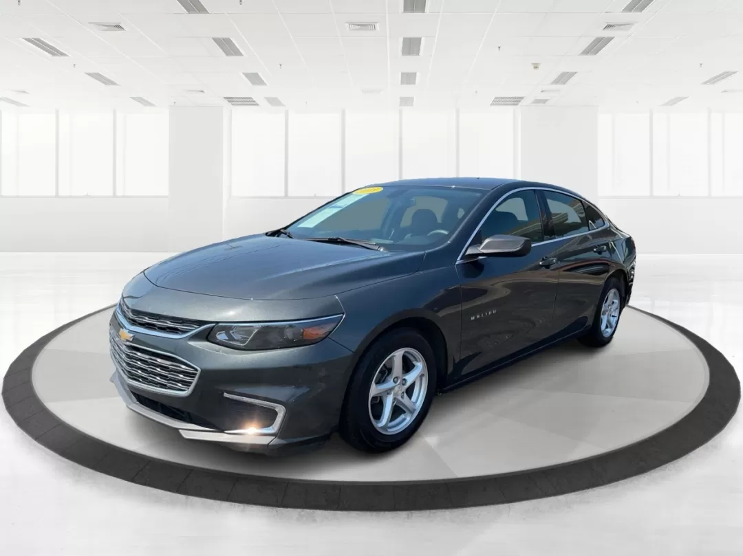 2018 Chevrolet Malibu 1LS (1G1ZB5ST3JF) with an ECOTEC 1.5L I-4 gasoline direct injection engine, located at 1230 East Main St, Xenia, OH, 45385, (937) 908-9800, 39.688026, -83.910172 - Are you ready to elevate your daily commute or family outings with a reliable and stylish sedan? Look no further than the 2018 Chevrolet Malibu 1LS, available right here at Advantage Car and Credit in Fairborn, OH. This modern sedan is perfect for growing families and ideal for budget-conscious buye - Photo#8