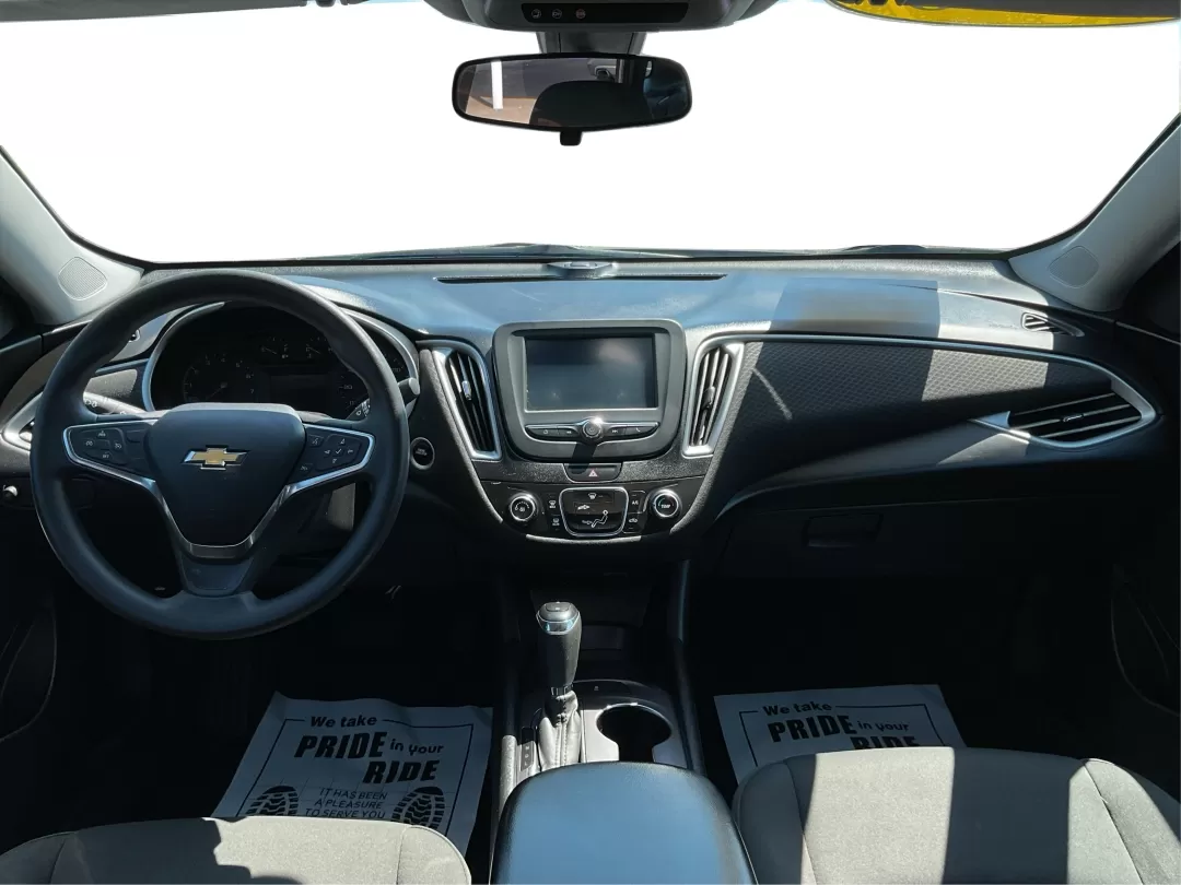 2018 Chevrolet Malibu 1LS (1G1ZB5ST3JF) with an ECOTEC 1.5L I-4 gasoline direct injection engine, located at 1230 East Main St, Xenia, OH, 45385, (937) 908-9800, 39.688026, -83.910172 - Are you ready to elevate your daily commute or family outings with a reliable and stylish sedan? Look no further than the 2018 Chevrolet Malibu 1LS, available right here at Advantage Car and Credit in Fairborn, OH. This modern sedan is perfect for growing families and ideal for budget-conscious buye - Photo#20