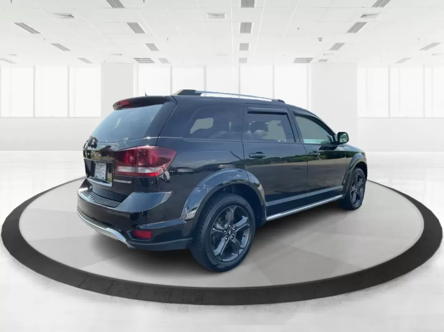 2018 Dodge Journey Crossroad AWD (3C4PDDGG7JT) with an Pentastar 3.6L V-6 DOHC engine, located at 1951 S Dayton Lakeview Rd., New Carlisle, OH, 45344, (937) 908-9800, 39.890999, -84.050255 - **Discover Adventure in the 2018 Dodge Journey Crossroad AWD at Advantage Car and Credit!**<br /> <br /> Are you ready to elevate your lifestyle with a versatile SUV that can handle your family's adventures and daily commutes? Look no further than the stunning 2018 Dodge Journey Crossroad AWD, avail - Photo#2