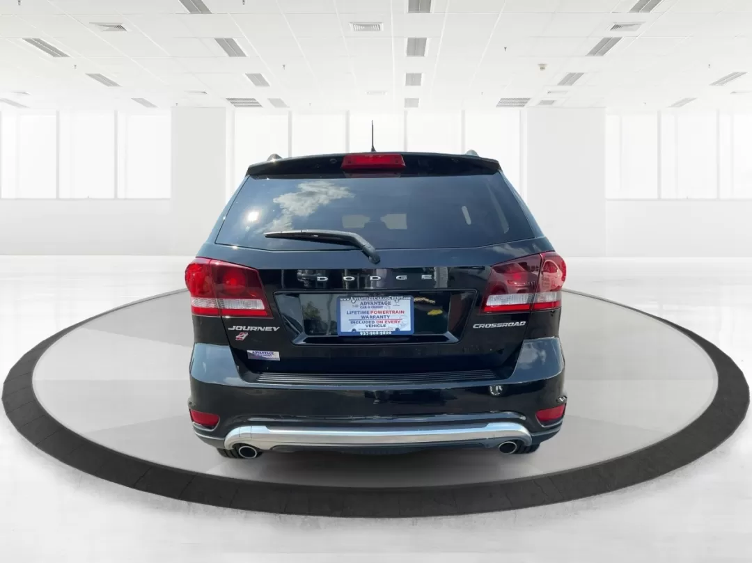 2018 Dodge Journey Crossroad AWD (3C4PDDGG7JT) with an Pentastar 3.6L V-6 DOHC engine, located at 1951 S Dayton Lakeview Rd., New Carlisle, OH, 45344, (937) 908-9800, 39.890999, -84.050255 - **Discover Adventure in the 2018 Dodge Journey Crossroad AWD at Advantage Car and Credit!**<br /> <br /> Are you ready to elevate your lifestyle with a versatile SUV that can handle your family's adventures and daily commutes? Look no further than the stunning 2018 Dodge Journey Crossroad AWD, avail - Photo#3