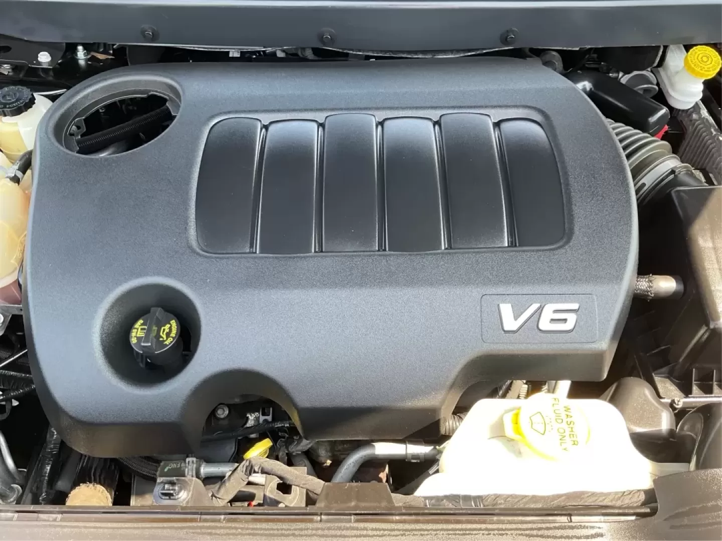 2018 Dodge Journey Crossroad AWD (3C4PDDGG7JT) with an Pentastar 3.6L V-6 DOHC engine, located at 1951 S Dayton Lakeview Rd., New Carlisle, OH, 45344, (937) 908-9800, 39.890999, -84.050255 - **Discover Adventure in the 2018 Dodge Journey Crossroad AWD at Advantage Car and Credit!**<br /> <br /> Are you ready to elevate your lifestyle with a versatile SUV that can handle your family's adventures and daily commutes? Look no further than the stunning 2018 Dodge Journey Crossroad AWD, avail - Photo#11