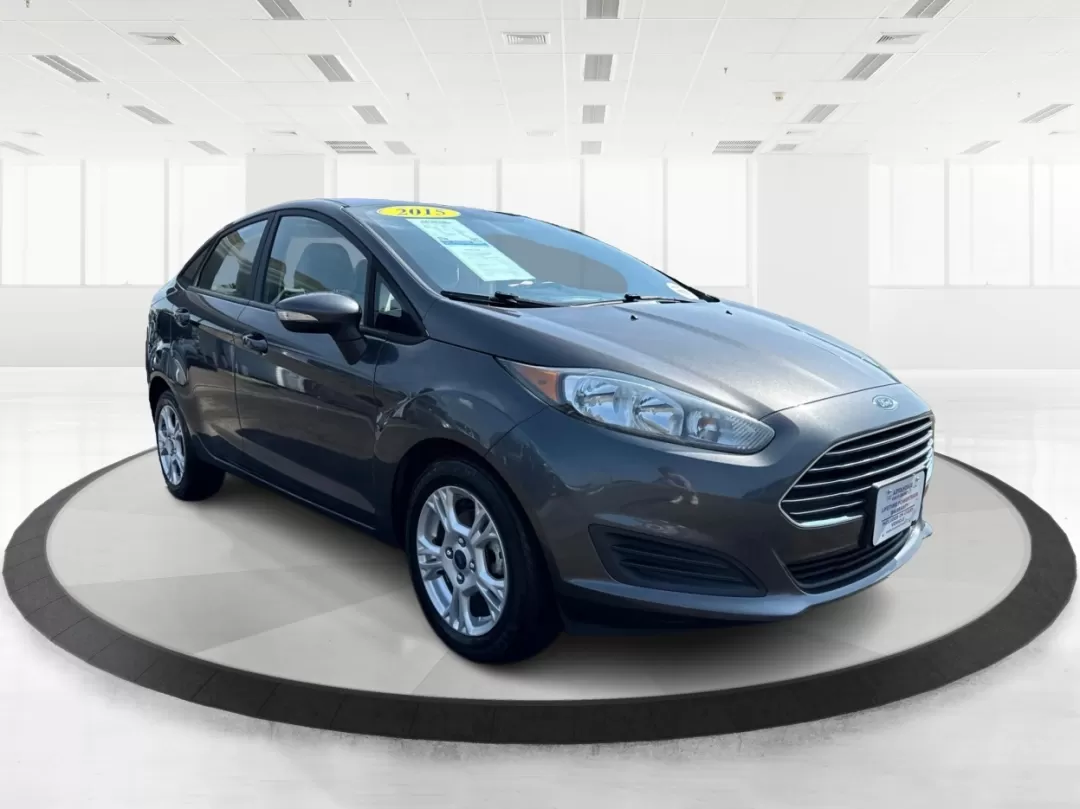 2015 Ford Fiesta SE (3FADP4BJ4FM) with an EcoBoost 1L I-3 gasoline direct injection engine, located at 8750 N County Rd 25A, Piqua, OH, 45356, (937) 908-9800, 40.164391, -84.232513 - Photo#0