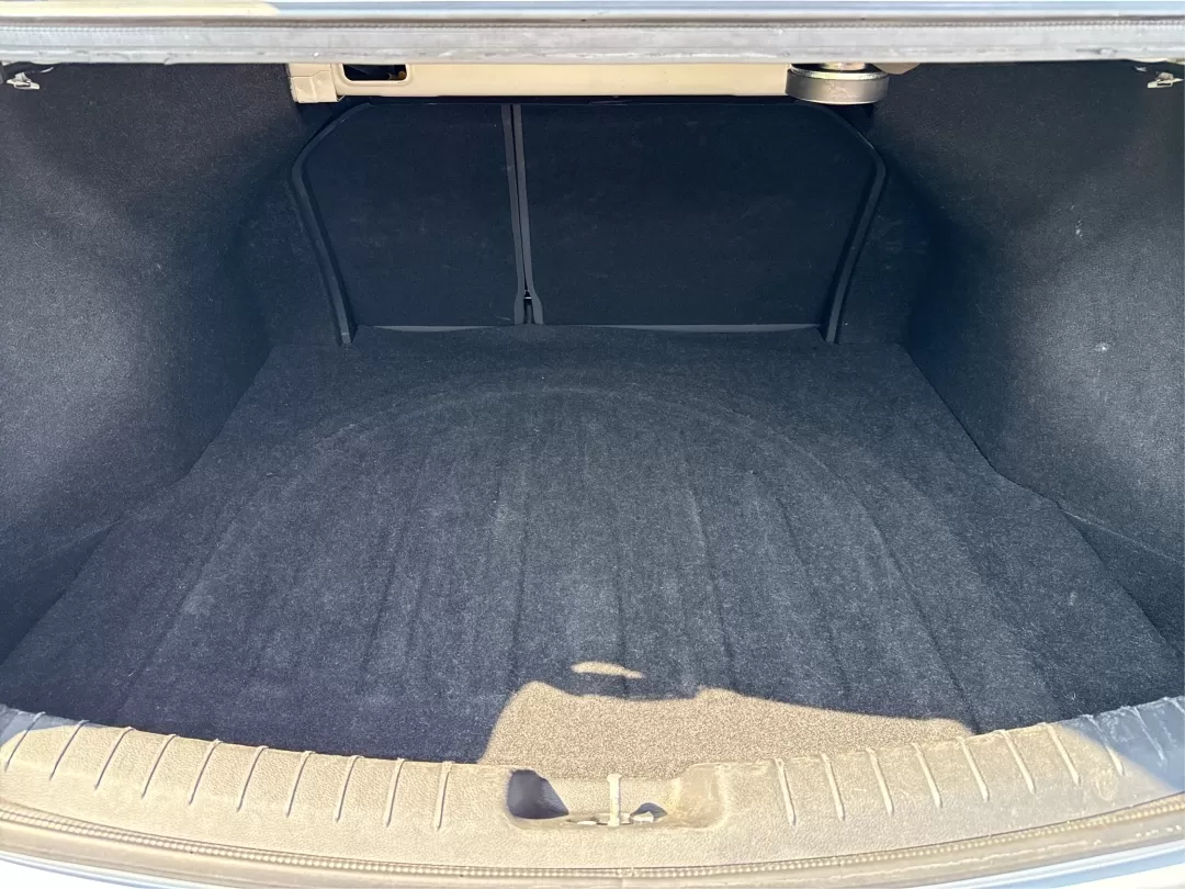2018 Hyundai Elantra Sport (KMHD04LB6JU) with an 1.6L I-4 gasoline direct injection engine, located at 1099 N County Rd 25A , Troy, OH, 45373, (937) 908-9800, 40.057079, -84.212883 - ### Elevate Your Daily Commute with the 2018 Hyundai Elantra Sport at Advantage Car and Credit!<br /> <br /> Are you ready to enhance your daily life with a reliable vehicle that balances performance, comfort, and style? Look no further than the stunning 2018 Hyundai Elantra Sport, available now at - Photo#12