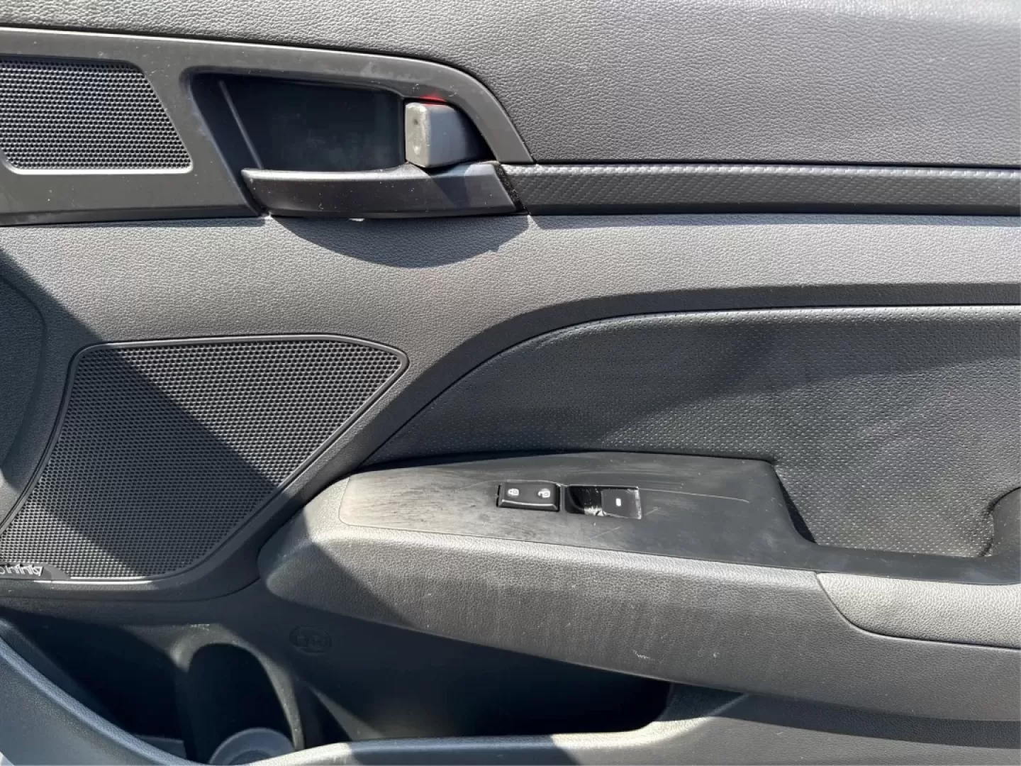 2018 Hyundai Elantra Sport (KMHD04LB6JU) with an 1.6L I-4 gasoline direct injection engine, located at 1099 N County Rd 25A, Troy, OH, 45373, (937) 908-9800, 40.057079, -84.212883 - Photo#20