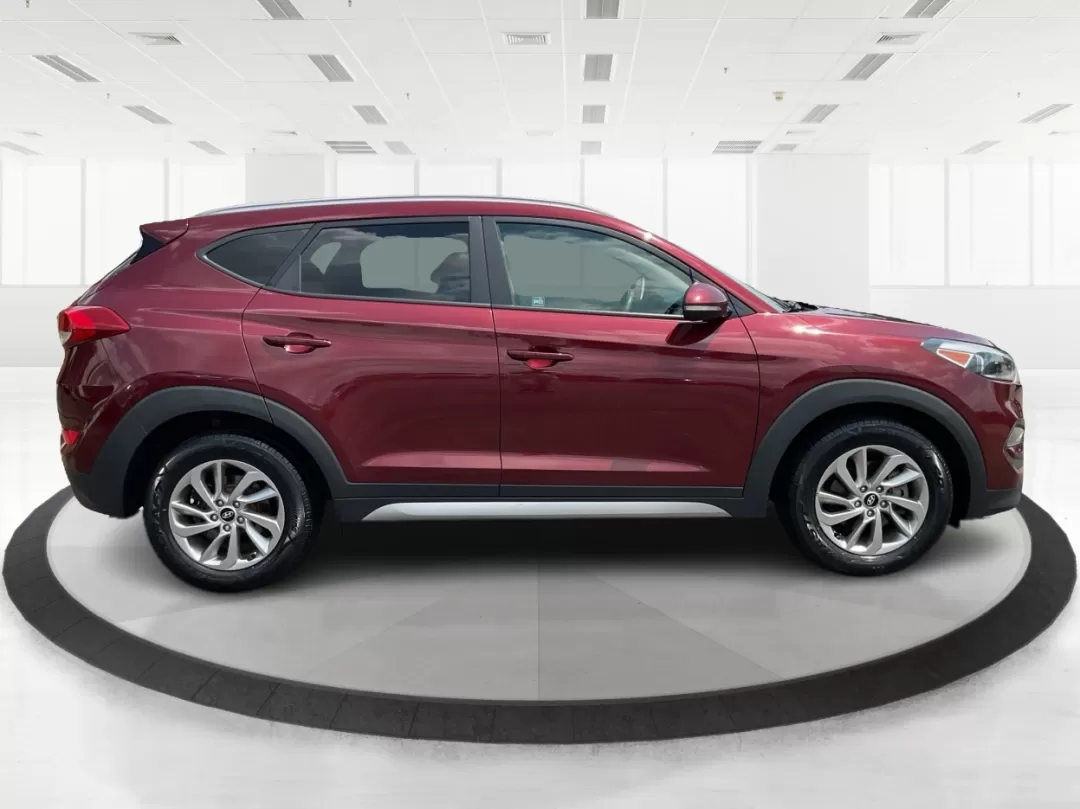 2017 Hyundai Tucson Eco (KM8J33A24HU) with an 1.6L I-4 gasoline direct injection engine, located at 401 Woodman Dr, Riverside, OH, 45431, (937) 908-9800, 39.760899, -84.123421 - Photo#1