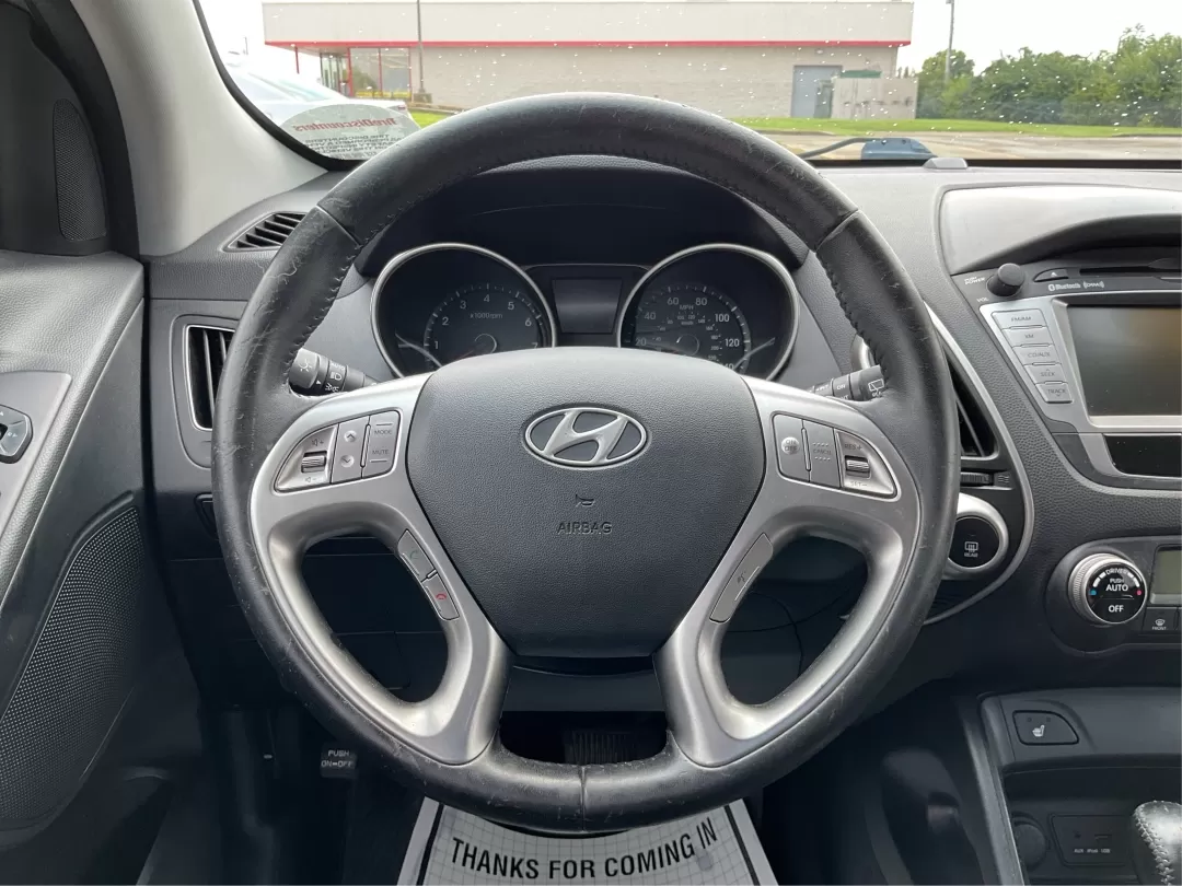 2010 Hyundai Tucson Limited (KM8JUCAC0AU) with an Theta II 2.4L I-4 DOHC engine, located at 4508 South Dixie Dr, Moraine, OH, 45439, (937) 908-9800, 39.689976, -84.218452 - **Adventure Awaits with the 2010 Hyundai Tucson Limited at Advantage Car and Credit!**<br /> <br /> Are you ready to embark on new adventures with your family or explore the great outdoors? The 2010 Hyundai Tucson Limited is the perfect companion for anyone who craves versatility and comfort-ideal f - Photo#16