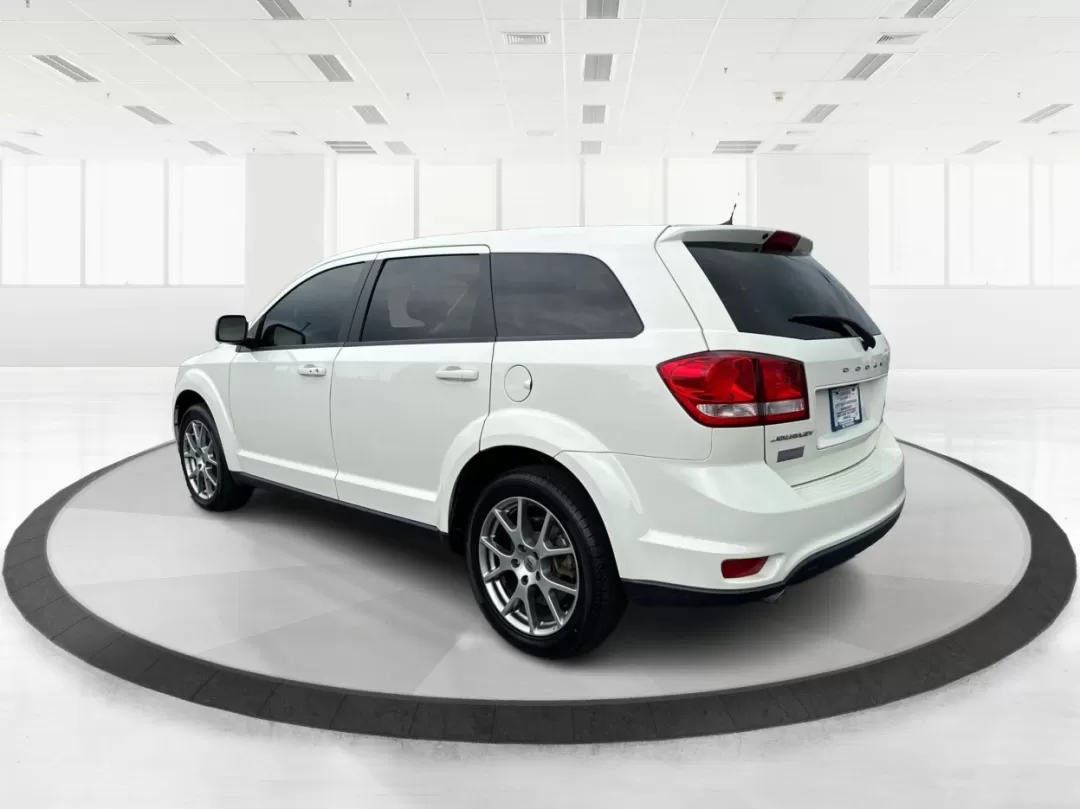 2018 Dodge Journey GT (3C4PDCEG4JT) with an Pentastar 3.6L V-6 DOHC engine, located at 1099 N County Rd 25A , Troy, OH, 45373, (937) 908-9800, 40.057079, -84.212883 - **Adventure Awaits with the 2018 Dodge Journey GT SUV! Perfect for Active Lifestyles**<br /> <br /> Are you ready to elevate your family adventures or weekend getaways? The 2018 Dodge Journey GT is the ideal SUV for those who crave versatility, comfort, and reliability, all while being budget-friend - Photo#4