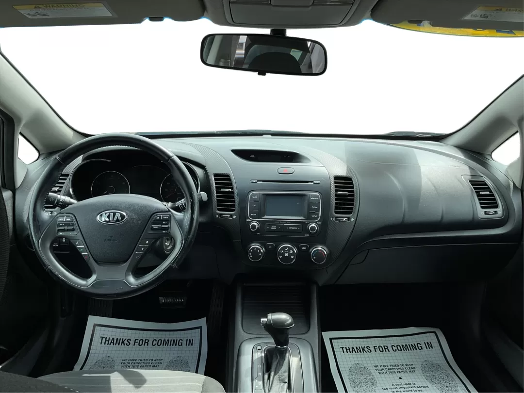 2014 Kia Forte EX (KNAFX5A88E5) with an 2L I-4 gasoline direct injection engine, located at 401 Woodman Dr, Riverside, OH, 45431, (937) 908-9800, 39.760899, -84.123421 - **Discover Your Next Adventure with the 2014 Kia Forte EX at Advantage Car and Credit!**<br /> <br /> Are you ready to elevate your daily commute or embark on weekend adventures? The 2014 Kia Forte EX is the perfect companion, whether you're navigating the bustling streets of Fairborn, OH, or hittin - Photo#19