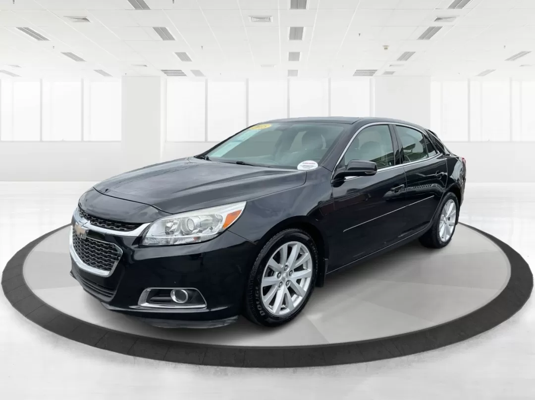 2015 Chevrolet Malibu 2LT (1G11D5SL3FF) with an ECOTEC 2.5L I-4 gasoline direct injection engine, located at 401 Woodman Dr, Riverside, OH, 45431, (937) 908-9800, 39.760899, -84.123421 - **Unleash Your Daily Adventures with the 2015 Chevrolet Malibu 2LT at Advantage Car and Credit in Fairborn, OH!**<br /> <br /> Are you looking for a reliable vehicle that perfectly blends comfort, style, and affordability? Look no further! The 2015 Chevrolet Malibu 2LT is the ideal companion for any - Photo#8