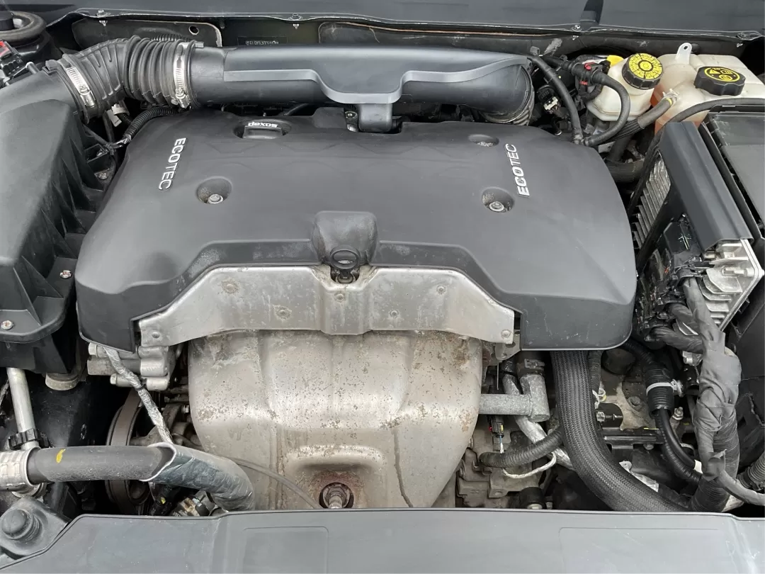 2015 Chevrolet Malibu 2LT (1G11D5SL3FF) with an ECOTEC 2.5L I-4 gasoline direct injection engine, located at 401 Woodman Dr, Riverside, OH, 45431, (937) 908-9800, 39.760899, -84.123421 - **Unleash Your Daily Adventures with the 2015 Chevrolet Malibu 2LT at Advantage Car and Credit in Fairborn, OH!**<br /> <br /> Are you looking for a reliable vehicle that perfectly blends comfort, style, and affordability? Look no further! The 2015 Chevrolet Malibu 2LT is the ideal companion for any - Photo#11