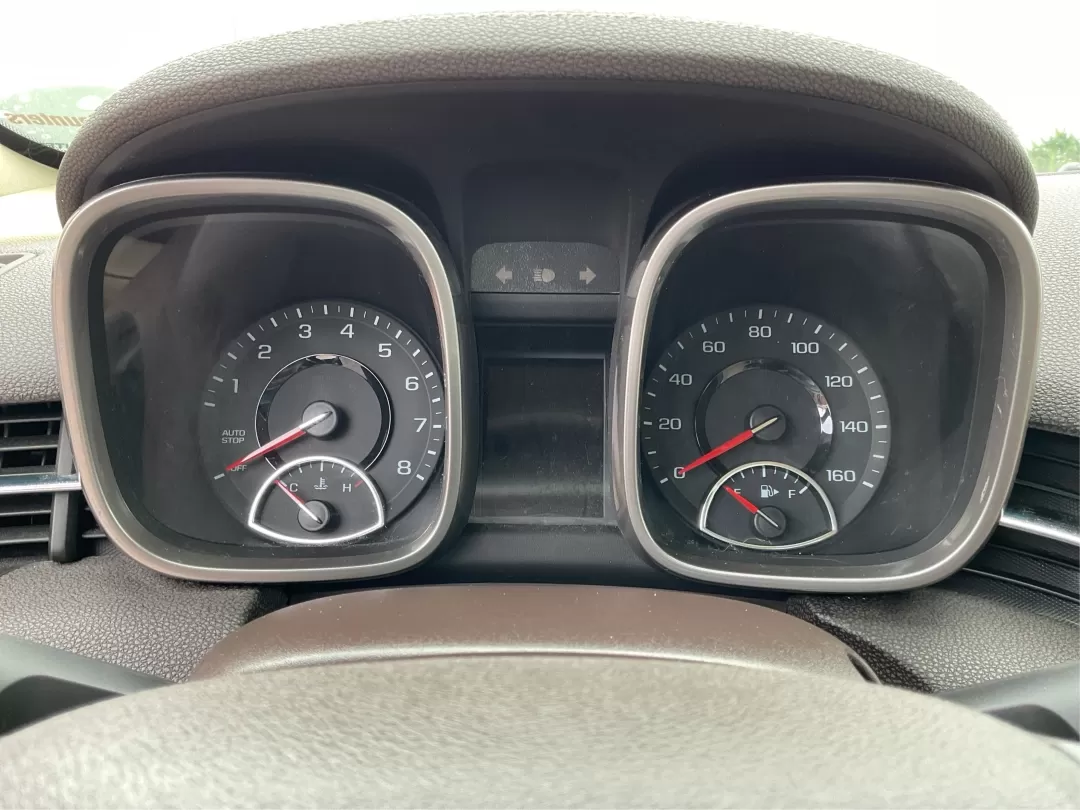 2015 Chevrolet Malibu 2LT (1G11D5SL3FF) with an ECOTEC 2.5L I-4 gasoline direct injection engine, located at 401 Woodman Dr, Riverside, OH, 45431, (937) 908-9800, 39.760899, -84.123421 - **Unleash Your Daily Adventures with the 2015 Chevrolet Malibu 2LT at Advantage Car and Credit in Fairborn, OH!**<br /> <br /> Are you looking for a reliable vehicle that perfectly blends comfort, style, and affordability? Look no further! The 2015 Chevrolet Malibu 2LT is the ideal companion for any - Photo#15